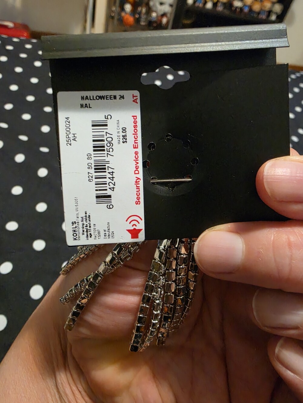 Simply Vera Wang Rhinestone Ghost Set - Picture 3 of 3